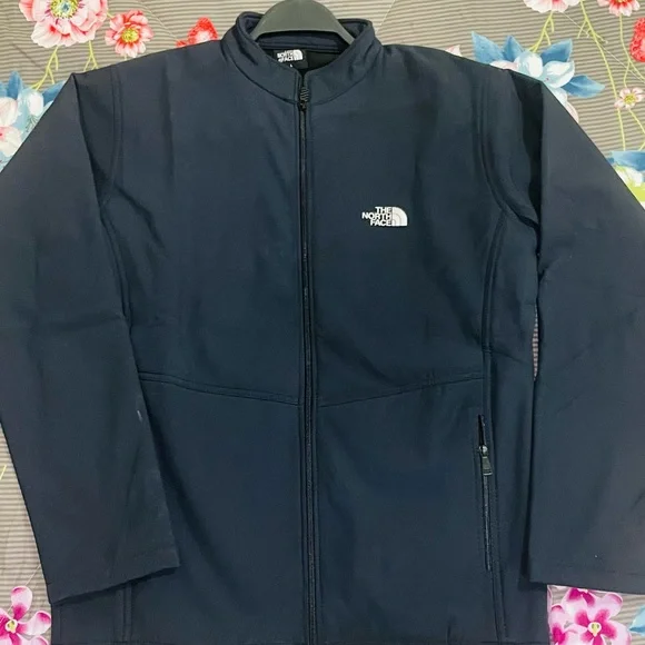 North Face jacket - Picture 2 of 6